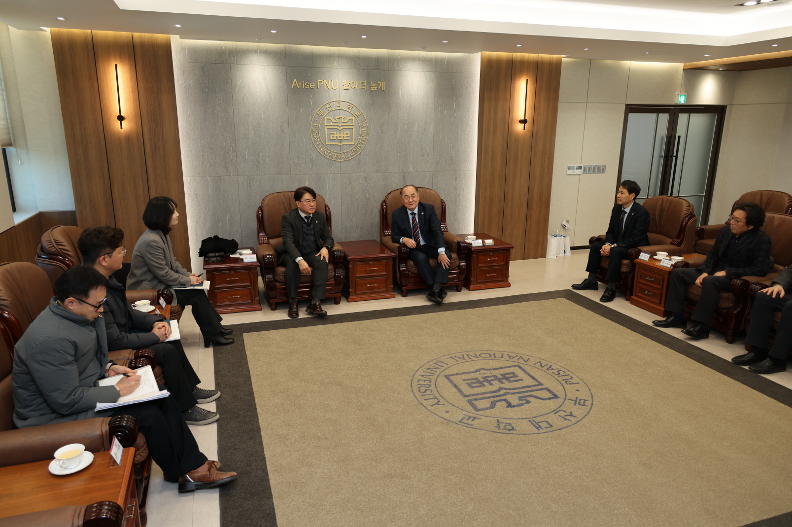 '내빈 접견_이정곤 밀양시 부시장'