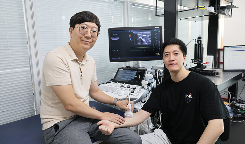 Enhancing Free-hand 3D Photoacoustic and Ultrasound Reconstruction using Deep Learning